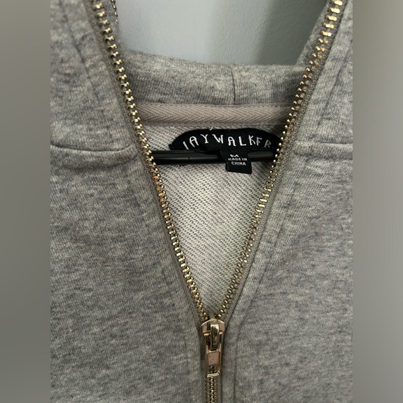 Cardigan - Picture 2 of 5